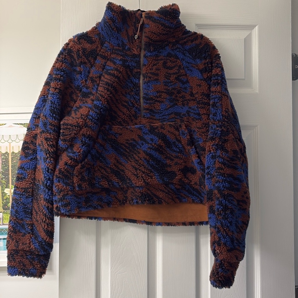 Lululemon Oversized Fleece Funnel Neck Size M/L Brand new, never used